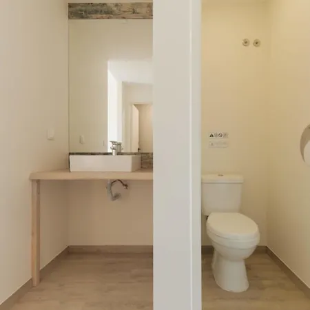 Wot Surf Social ホステル *