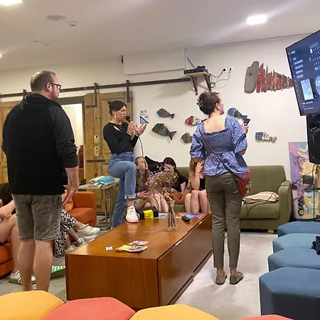 Wot Surf Social ホステル エリセイラ