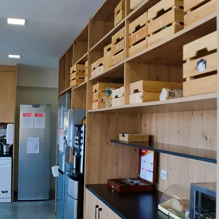 Wot Surf Social エリセイラ