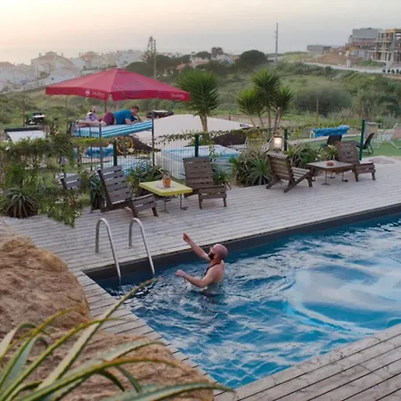 ホステル Wot Surf Social *