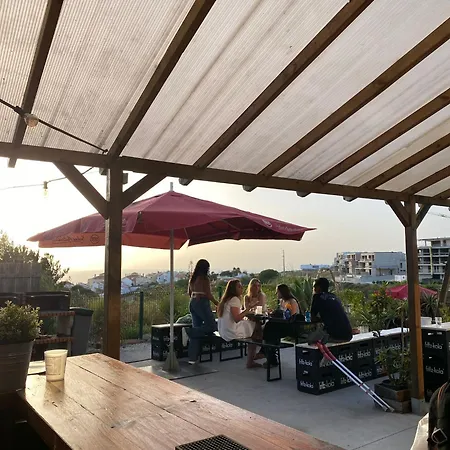 ホステル Wot Surf Social *