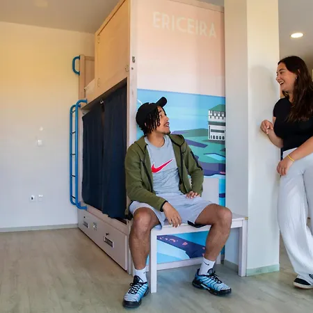Wot Surf Social Hostel Ericeira