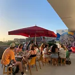 Hostel Wot Surf Social *