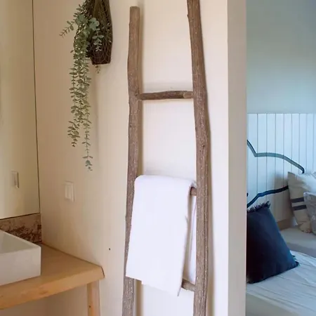 Wot Surf Hostal Ericeira