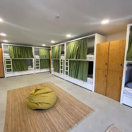 Hostal Wot Surf