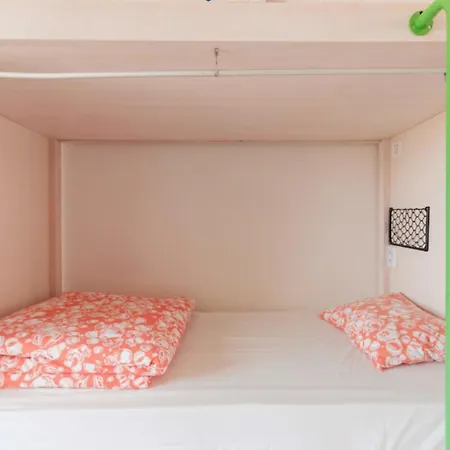 Wot Surf Hostal *