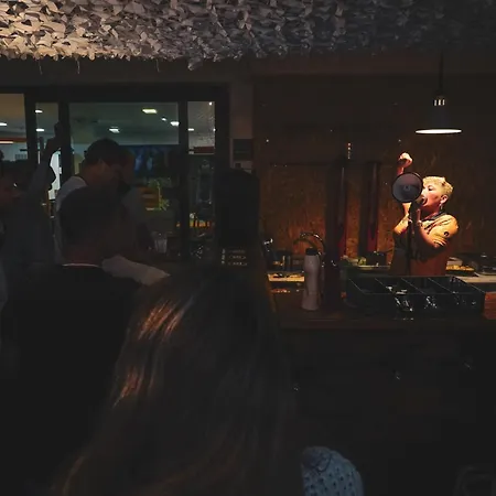 Wot Surf Social Hostal Ericeira