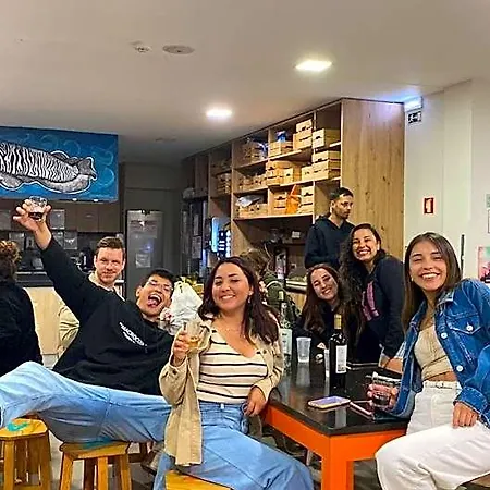 Hostal Wot Surf Social *