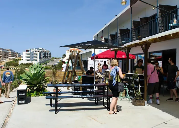 Wot Surf Social Hostel Ericeira