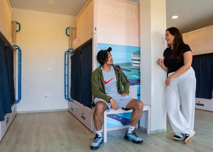 Wot Surf Social Hostel Ericeira